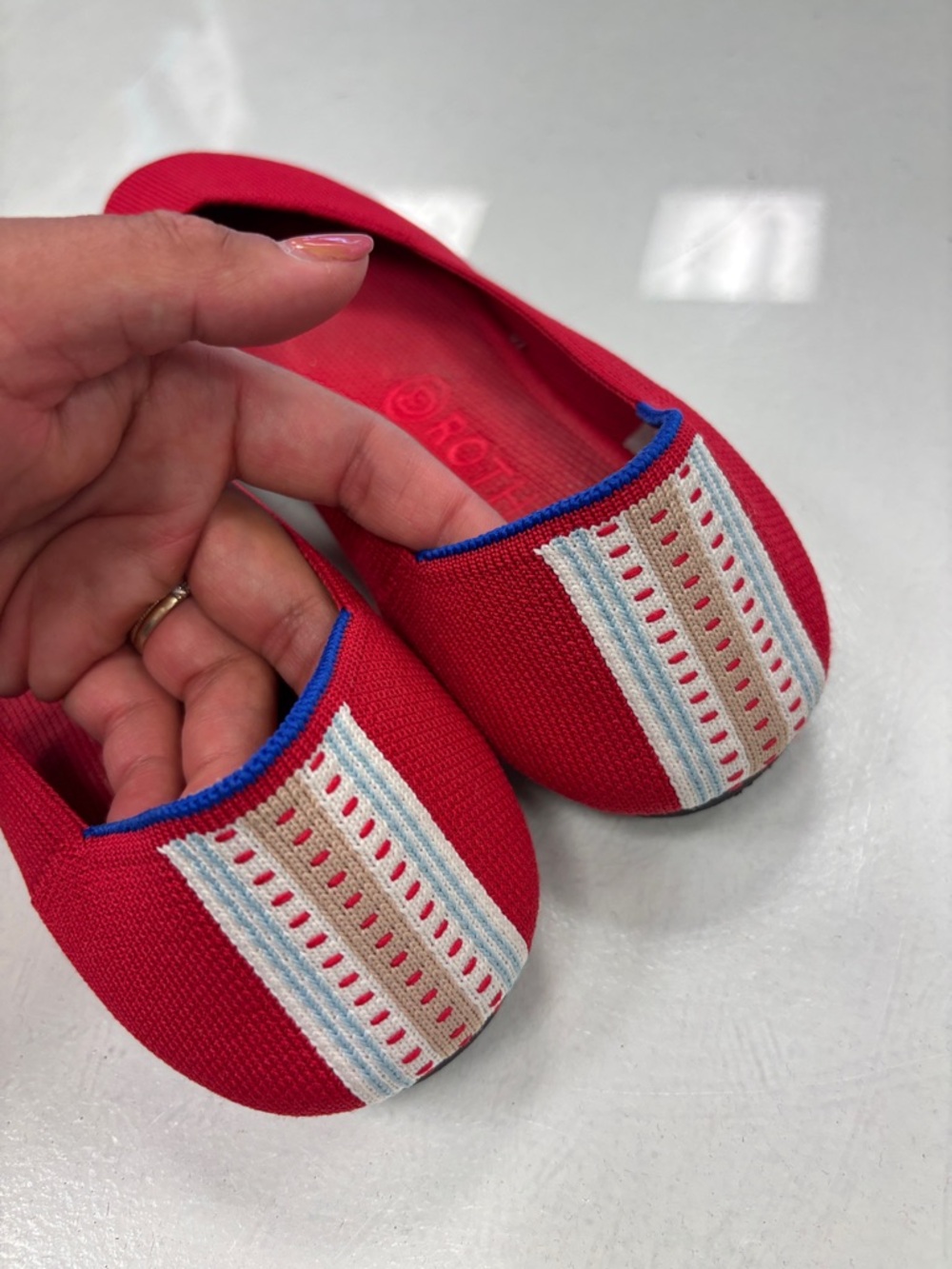 Rothy's Red square Pointed Slip-On Flats 7.5 - Picture 4 of 6